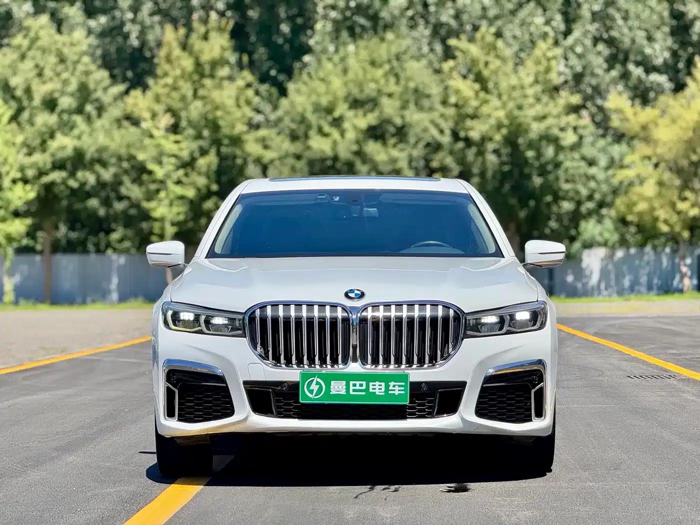 2016 BMW 7 Series 730Li Luxury — миниатюра 2