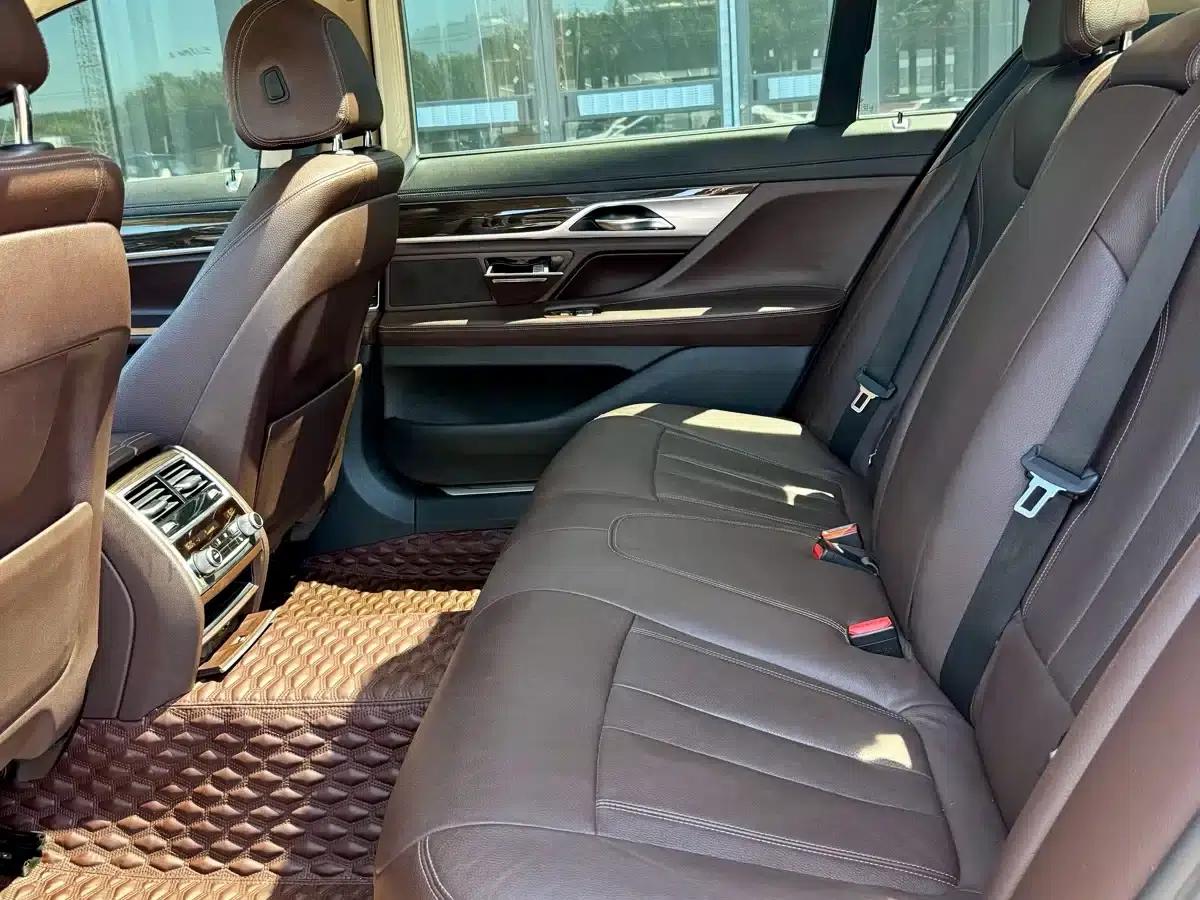 2016 BMW 7 Series 730Li Luxury — миниатюра 12