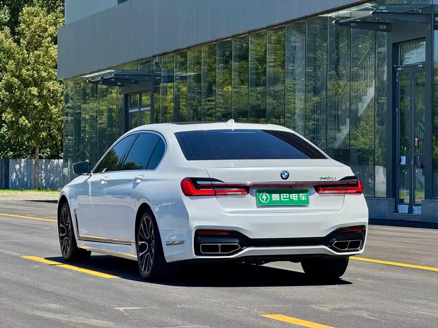 2016 BMW 7 Series 730Li Luxury — миниатюра 6