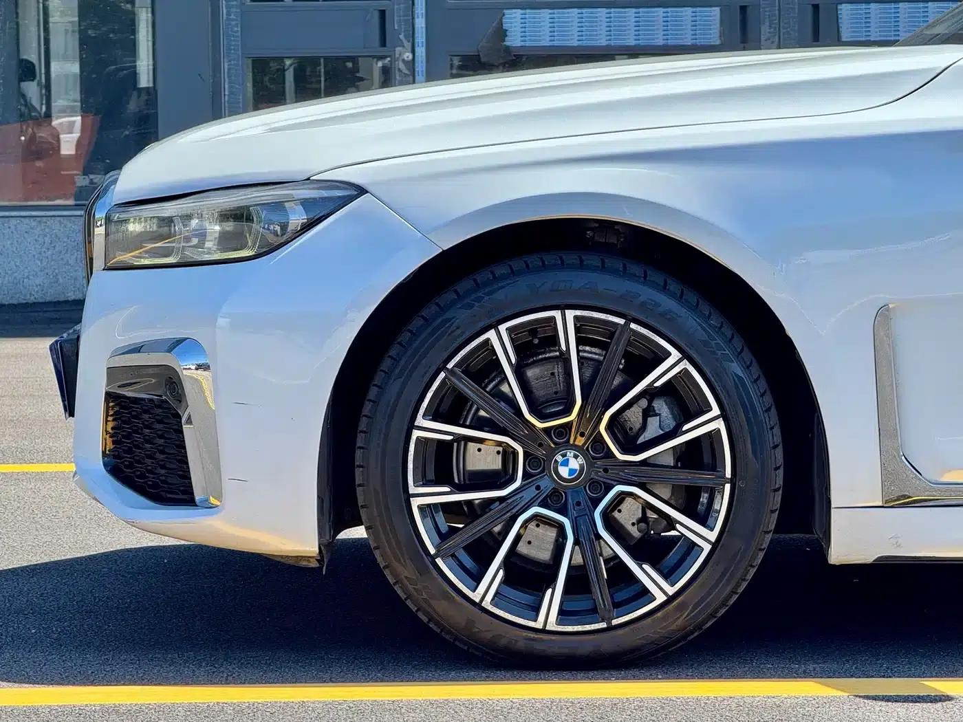 2016 BMW 7 Series 730Li Luxury — миниатюра 7