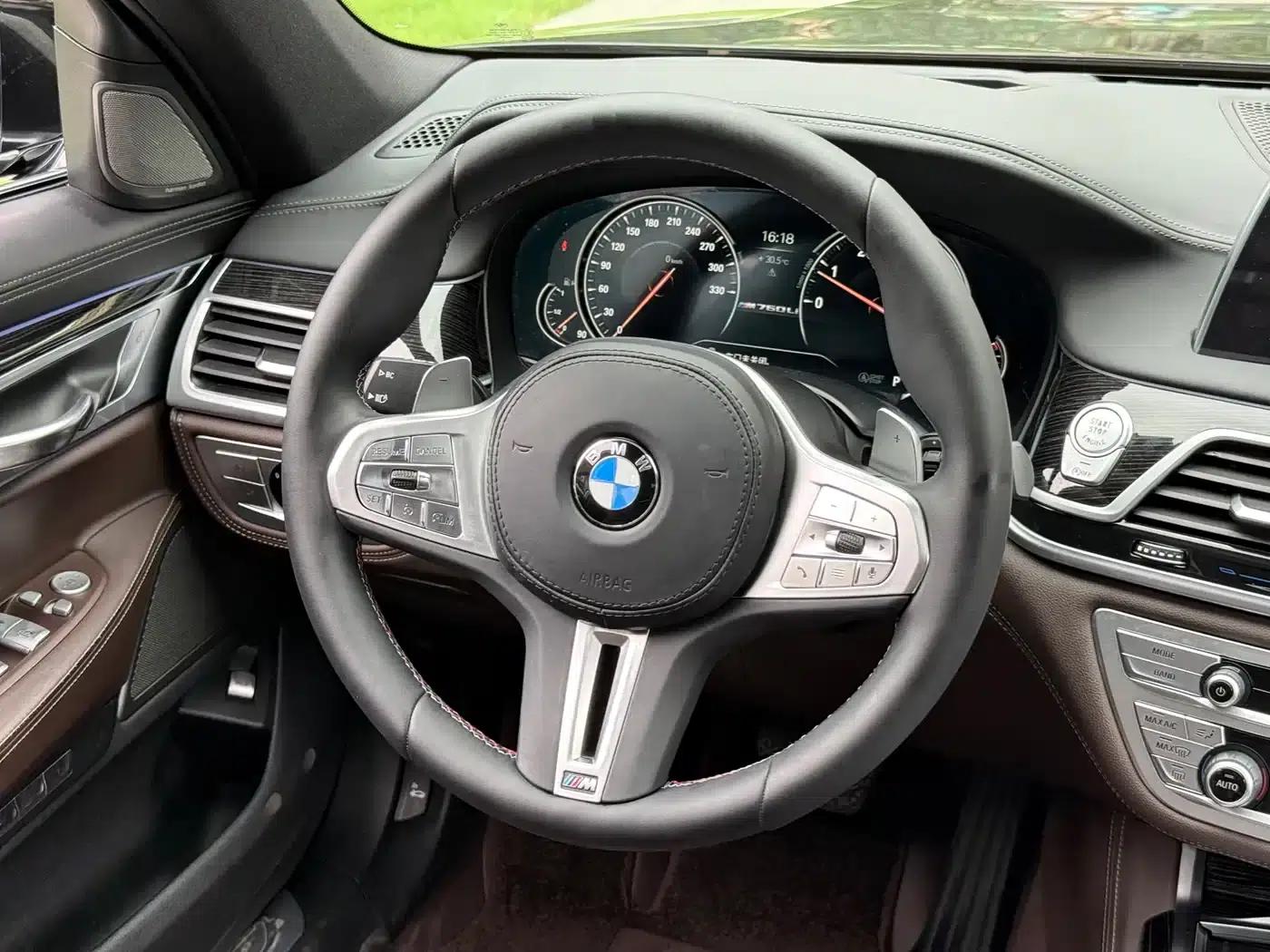 2018 BMW 7 Series 740Li Leading Edition M Sport Package — миниатюра 5