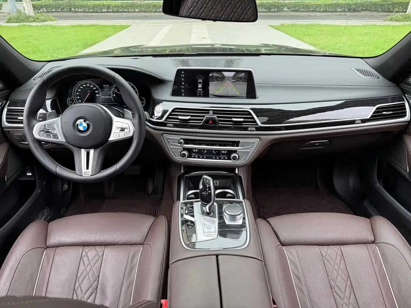 2018 BMW 7 Series 740Li Leading Edition M Sport Package — миниатюра 7