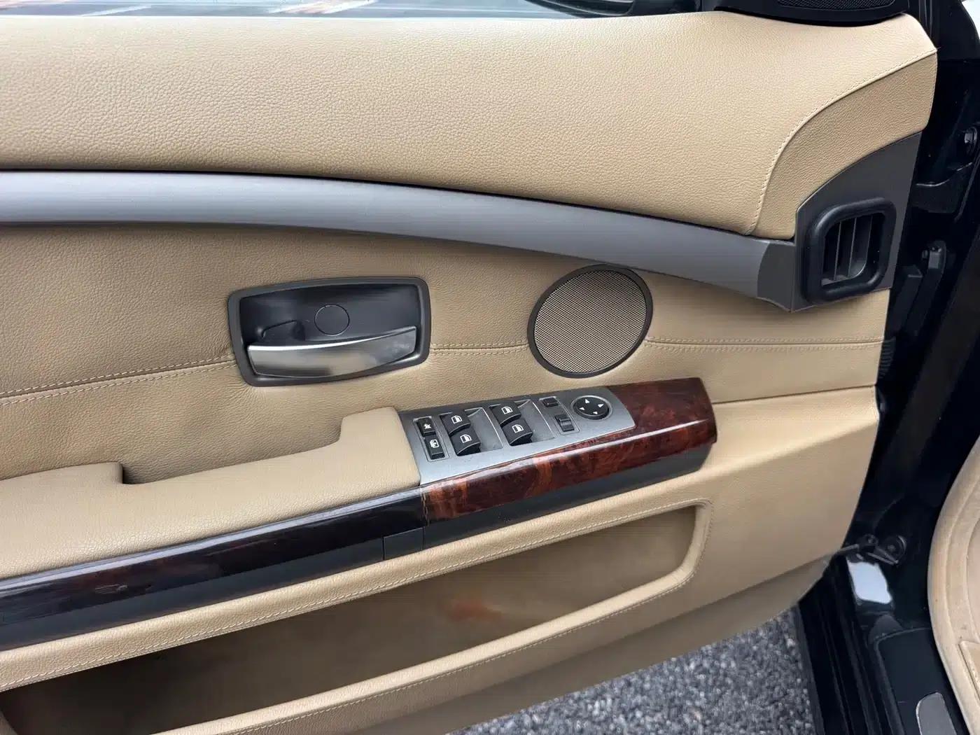 BMW 7 Series 2005 760Li — миниатюра 8