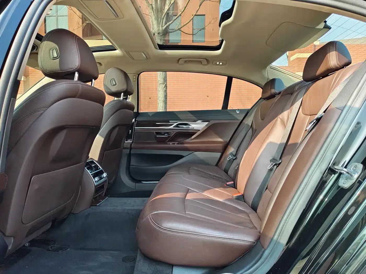 2018 BMW 7 Series 730Li Leading Excellence Package — миниатюра 24