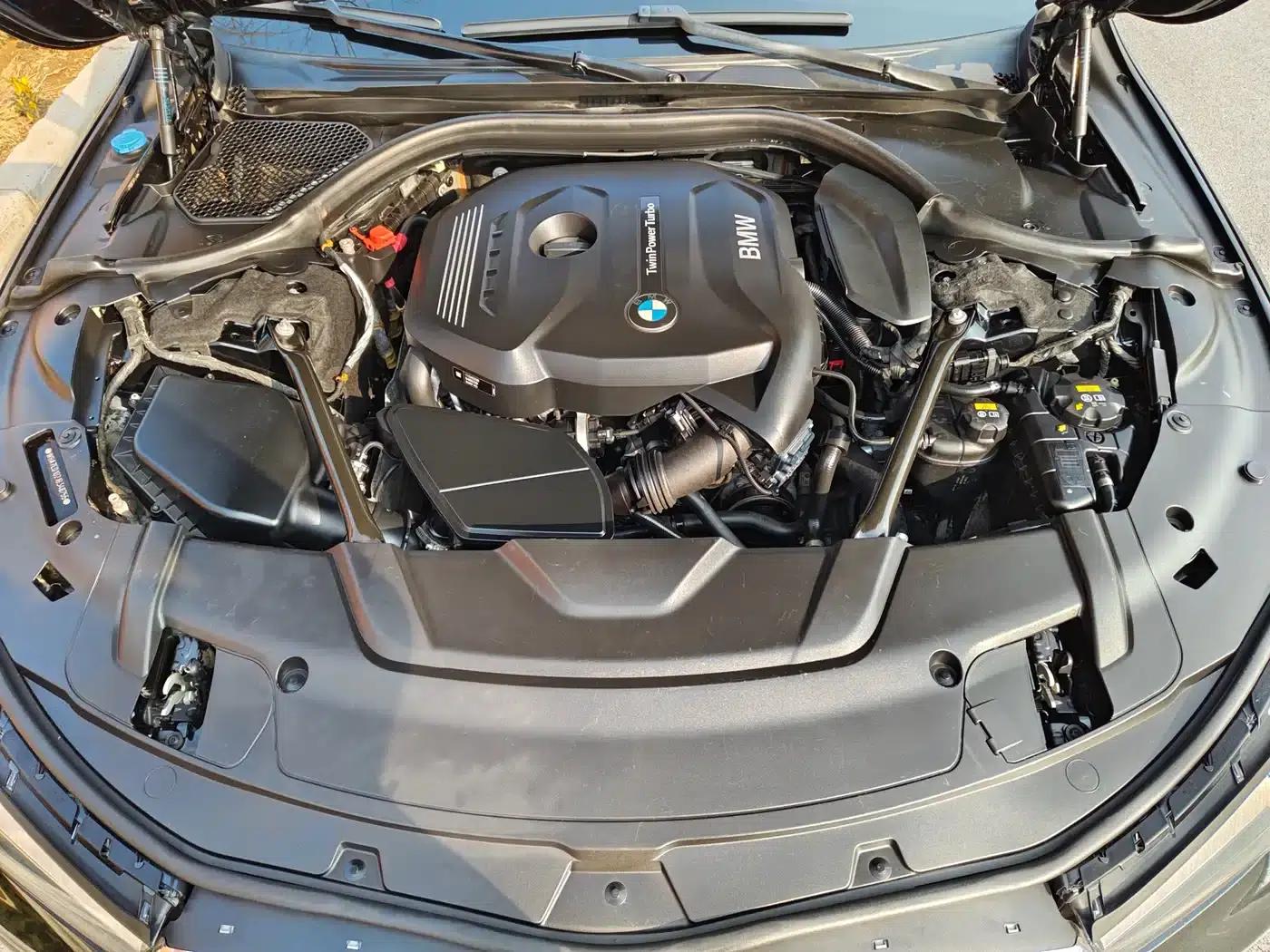 2018 BMW 7 Series 730Li Leading Excellence Package — миниатюра 28