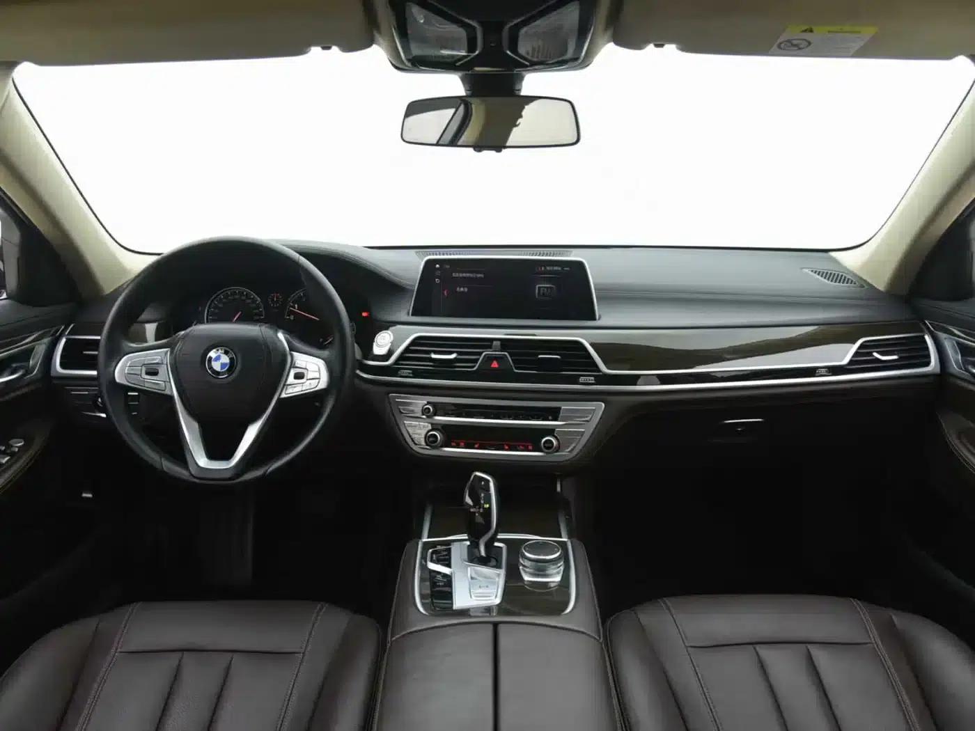 2018 BMW 7 Series 730Li Leading Excellence Package — миниатюра 7