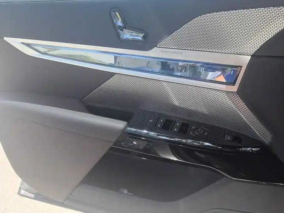2023 BMW 7 Series 735Li M Sport Package — миниатюра 7