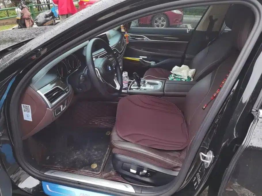 2016 BMW 7 Series 730Li Leading Edition — миниатюра 9