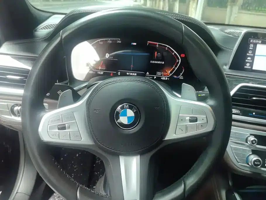 2019 BMW 7 Series 730Li M Sport Package — миниатюра 15