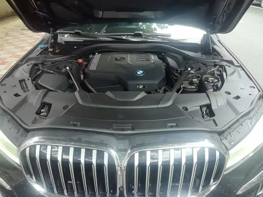2019 BMW 7 Series 730Li M Sport Package — миниатюра 10