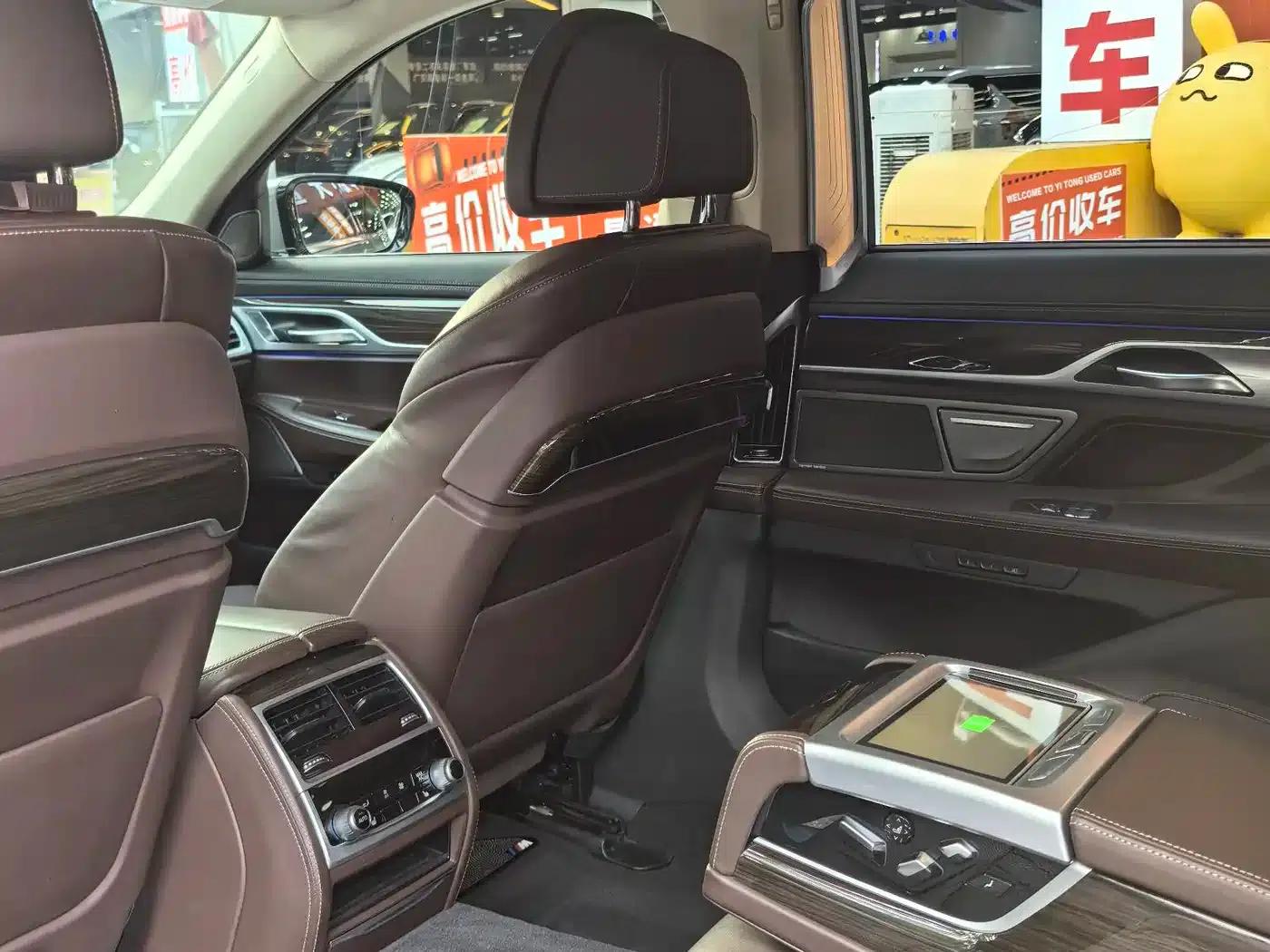 2019 BMW 7 Series Facelift 730Li Luxury Package — миниатюра 16