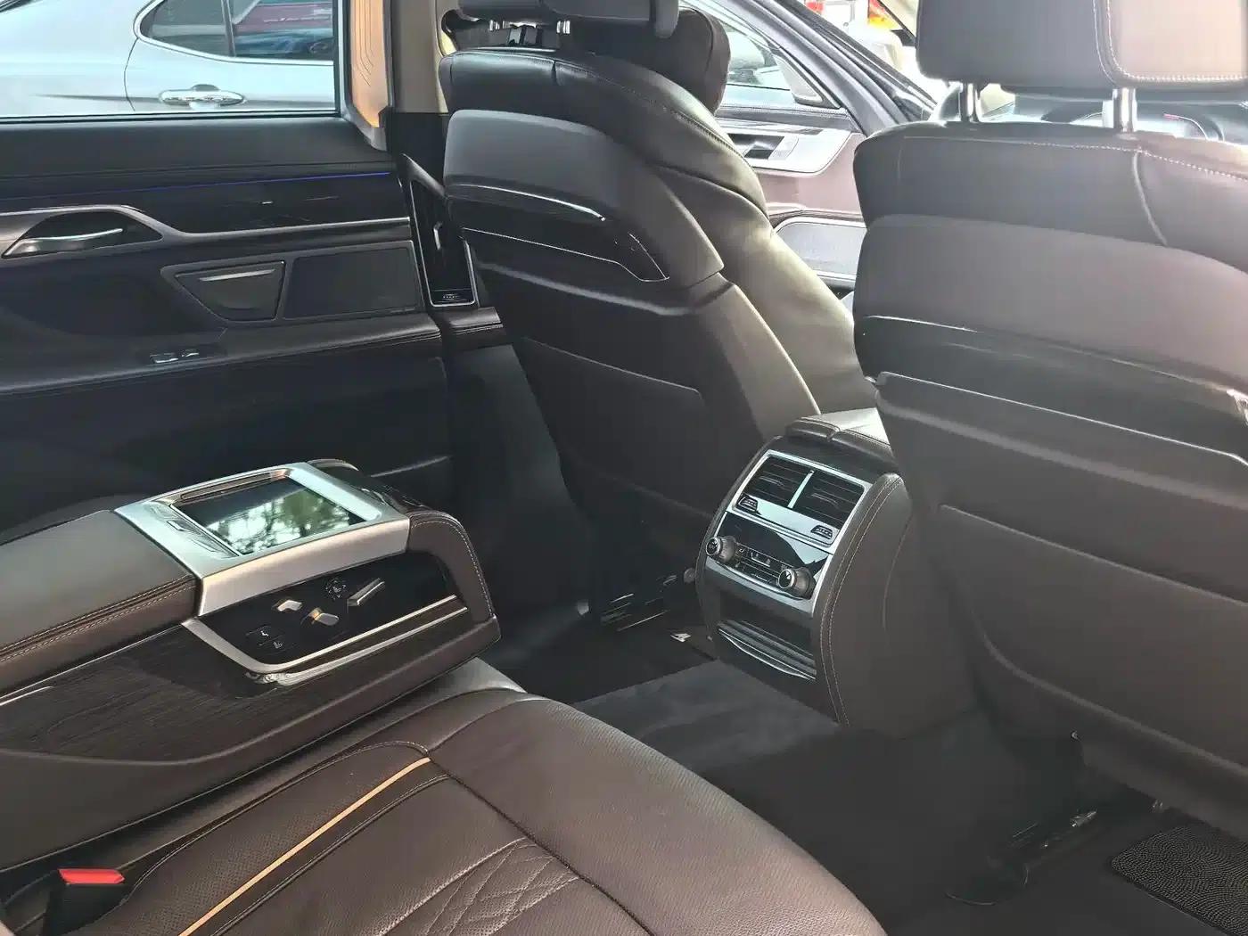2019 BMW 7 Series Facelift 730Li Luxury Package — миниатюра 27