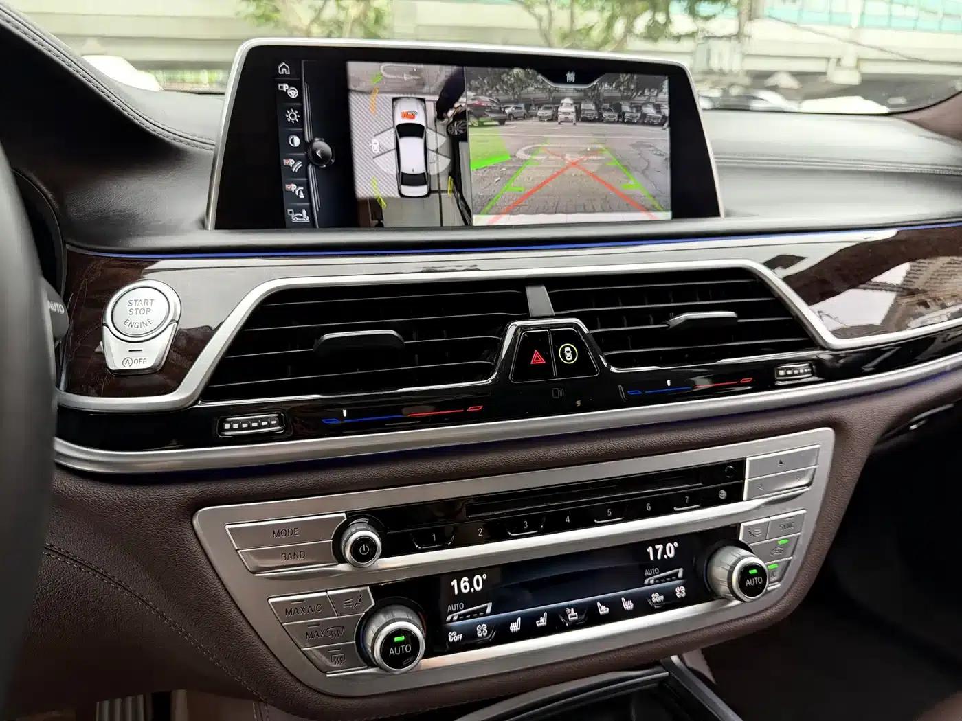 2017 BMW 7 Series 740Li xDrive Luxury — миниатюра 18