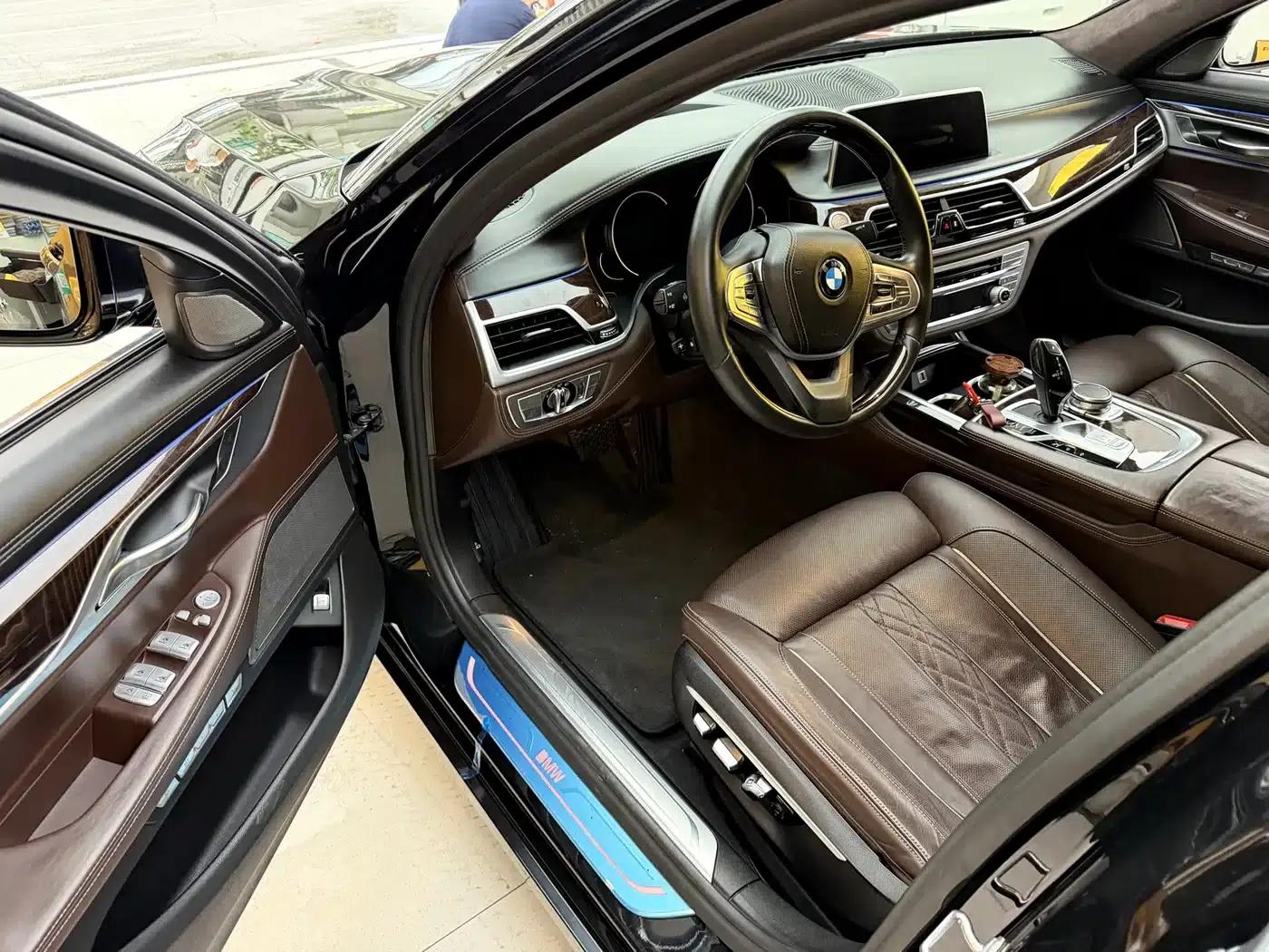 2017 BMW 7 Series 740Li xDrive Luxury — миниатюра 20