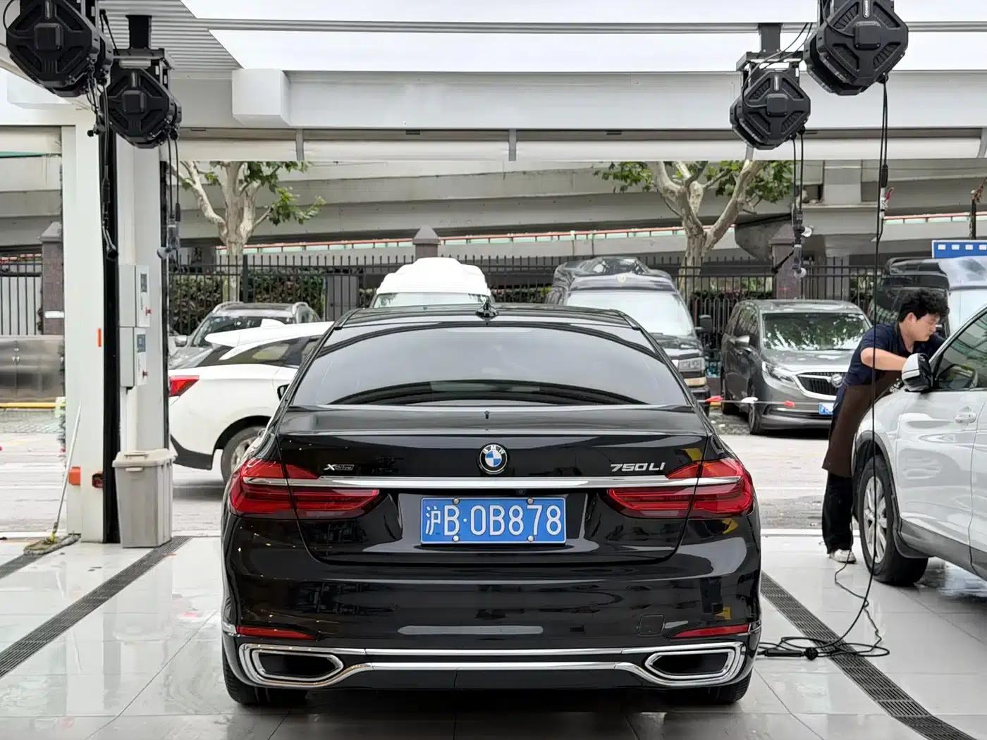 2017 BMW 7 Series 740Li xDrive Luxury — миниатюра 22