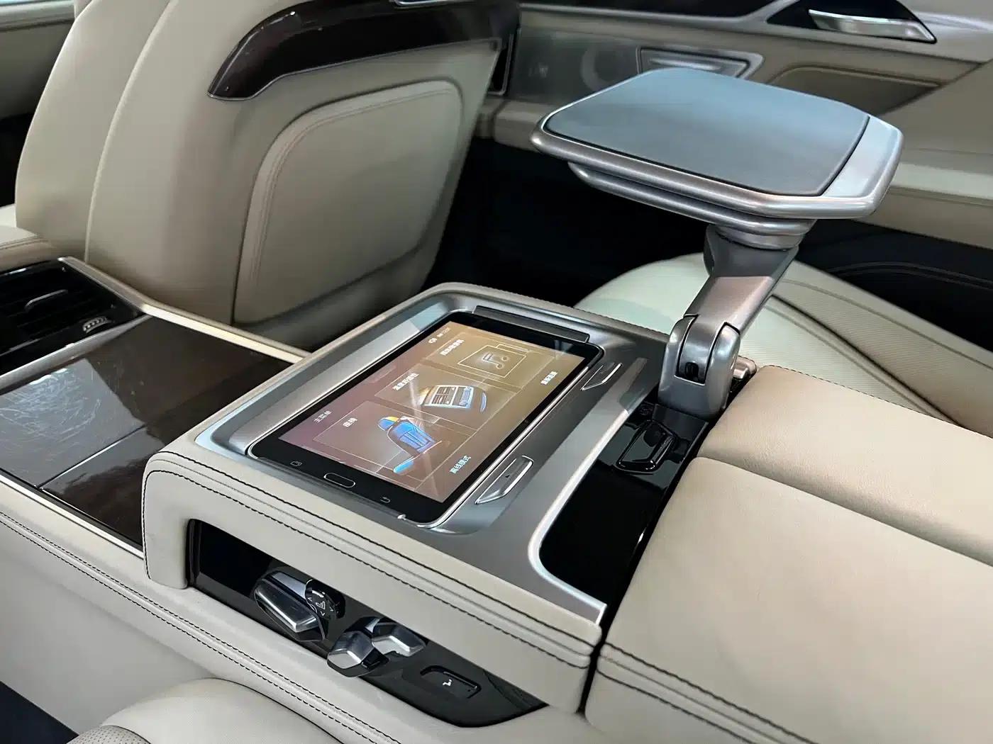 2018 BMW 7 Series 750Li xDrive M Sport Package — миниатюра 14
