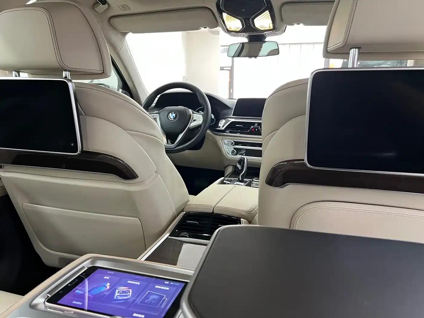 2018 BMW 7 Series 750Li xDrive M Sport Package — миниатюра 15