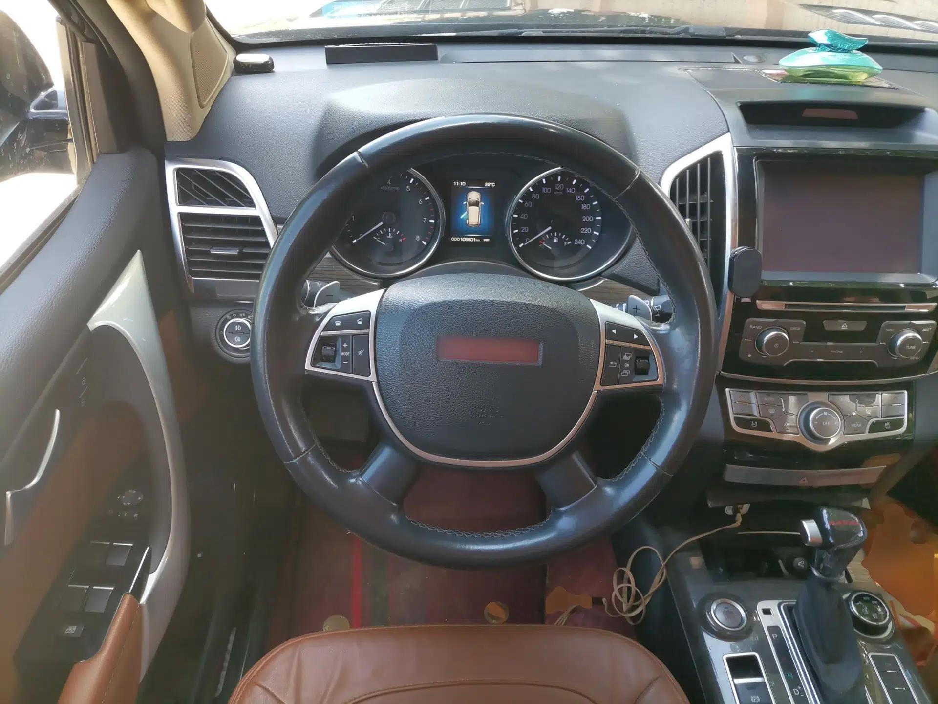 Haval H9 2015 2.0T Four-Wheel Drive Luxury 7-Seater — миниатюра 10