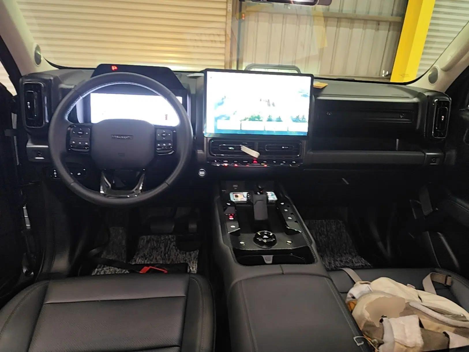 Haval Raptor New Energy 2024 Hi4 145 Cross-Over Edition — миниатюра 12