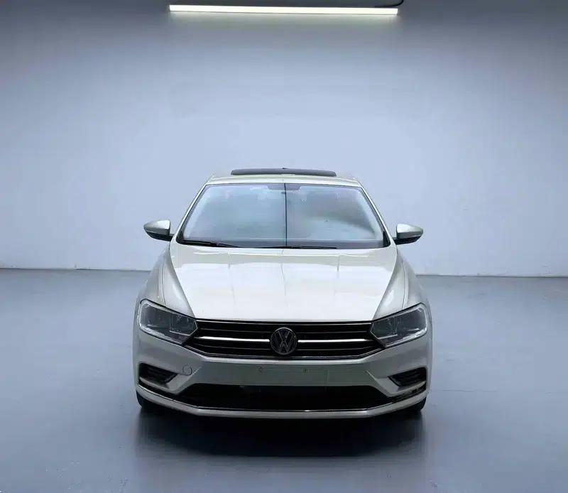 2019 Volkswagen Bora Legend 1.5L Automatic Leading Edition (China VI Emission Standard) — миниатюра 2