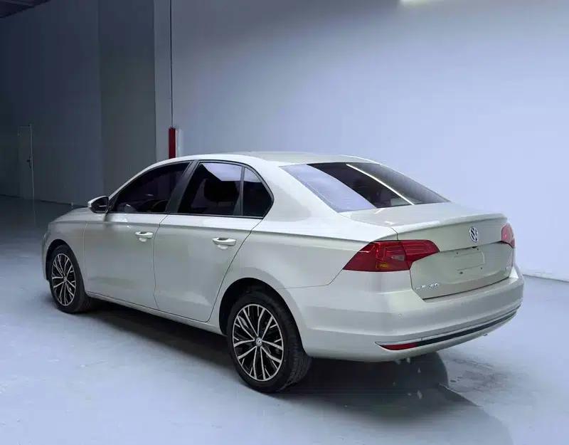 2019 Volkswagen Bora Legend 1.5L Automatic Leading Edition (China VI Emission Standard) — миниатюра 4