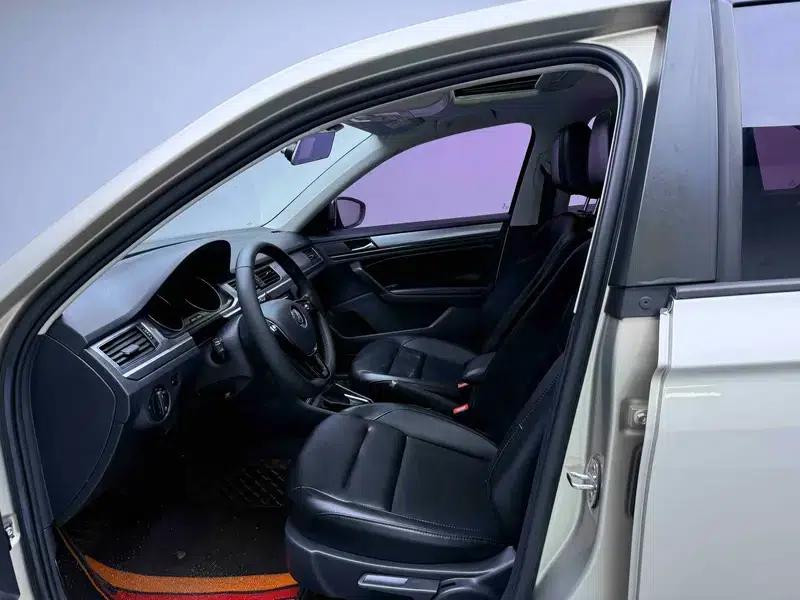 2019 Volkswagen Bora Legend 1.5L Automatic Leading Edition (China VI Emission Standard) — миниатюра 7