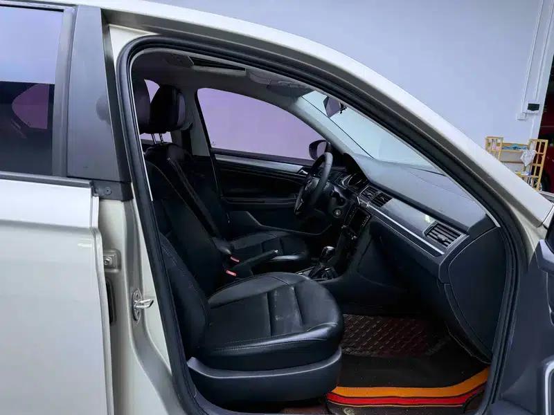 2019 Volkswagen Bora Legend 1.5L Automatic Leading Edition (China VI Emission Standard) — миниатюра 9