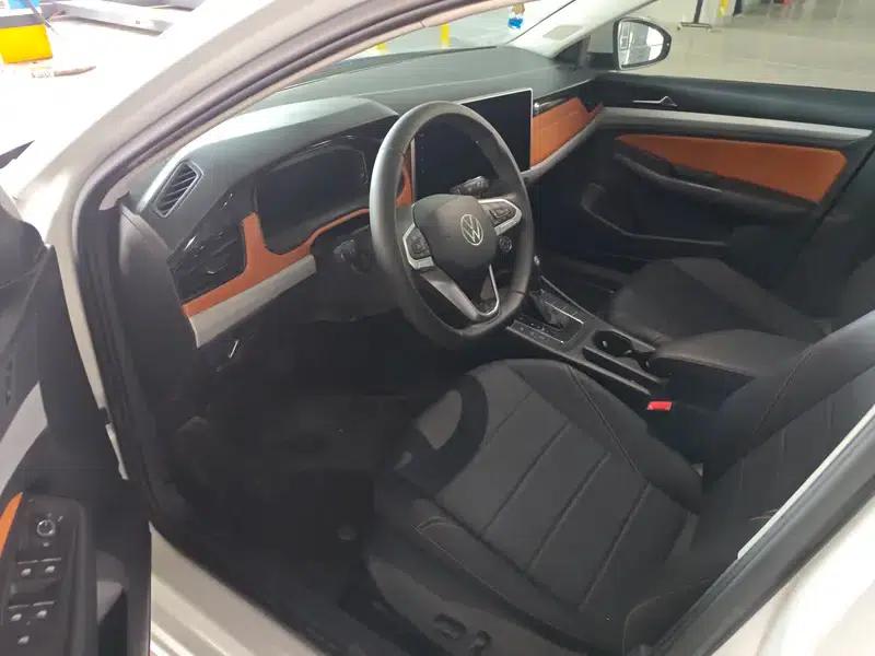 2025 Volkswagen Bora 200TSI DSG Joyful Navigation Edition — миниатюра 8