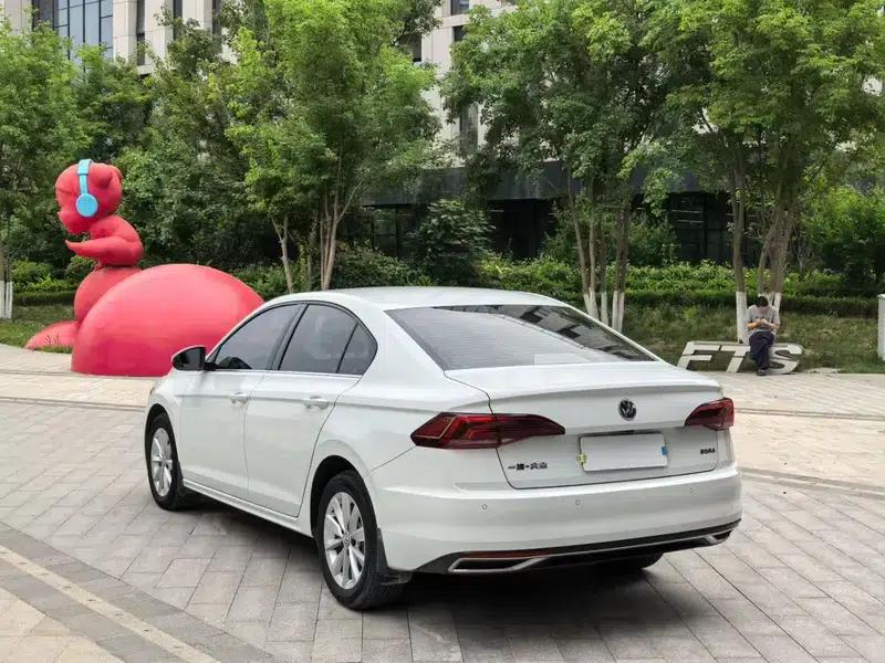 2020 Volkswagen Bora 1.5L Automatic Comfort Model — миниатюра 4