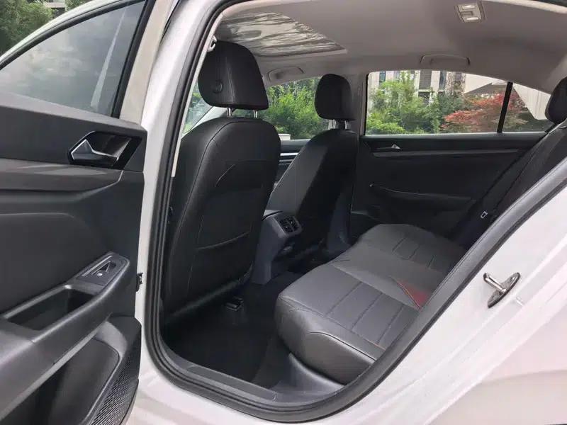2020 Volkswagen Bora 1.5L Automatic Comfort Model — миниатюра 9