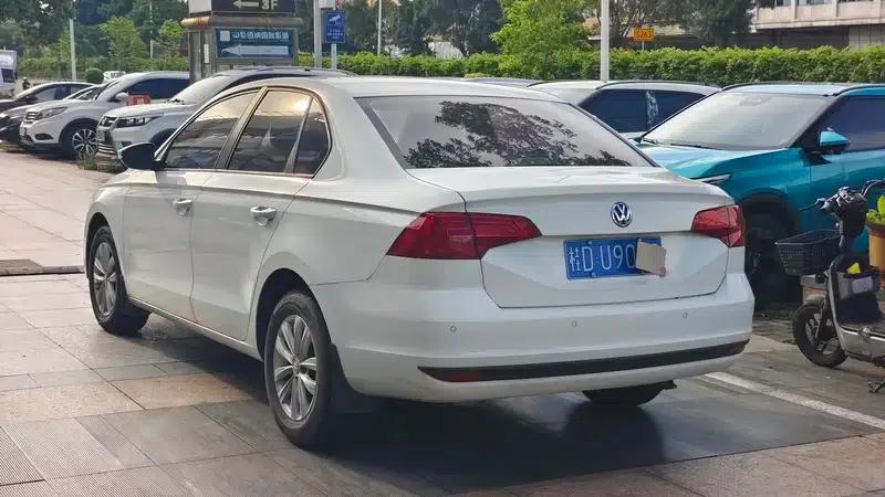2016 Volkswagen Bora 1.6L Manual Fashion Edition — миниатюра 4
