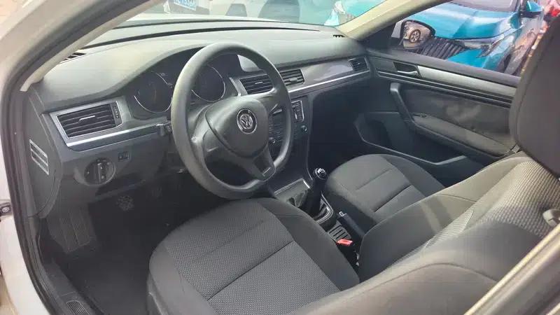 2016 Volkswagen Bora 1.6L Manual Fashion Edition — миниатюра 8