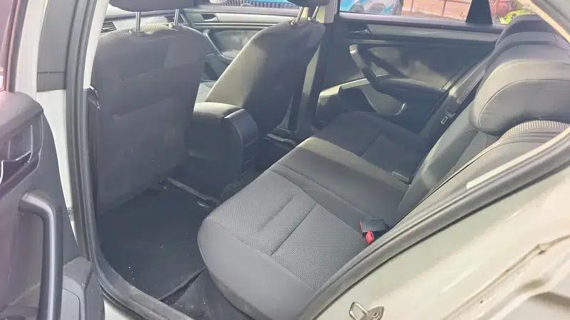 2016 Volkswagen Bora 1.6L Manual Fashion Edition — миниатюра 9
