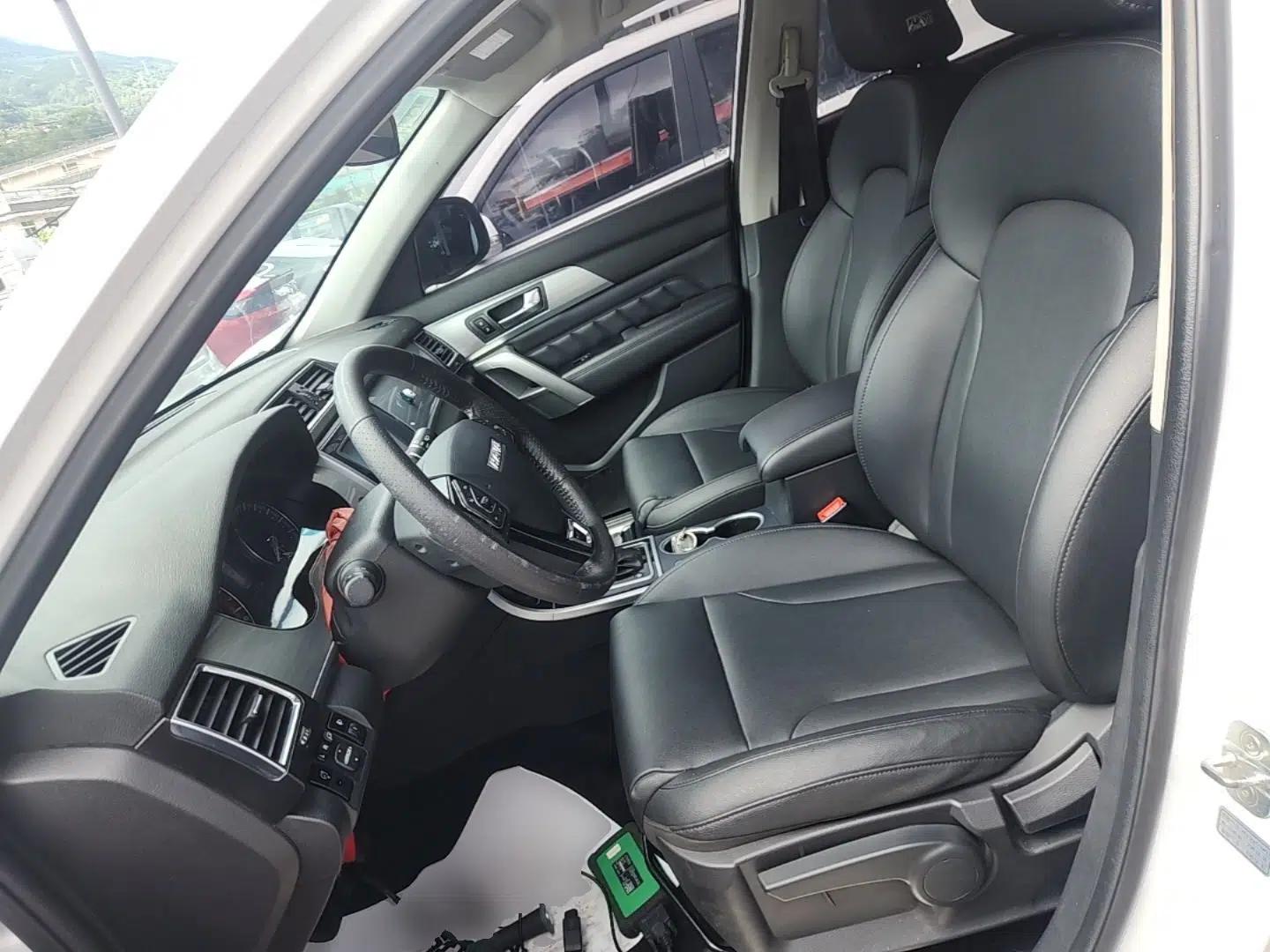 Haval H2 2016 Red-Label 1.5T Automatic Two-Wheel Drive Luxury Model — миниатюра 17