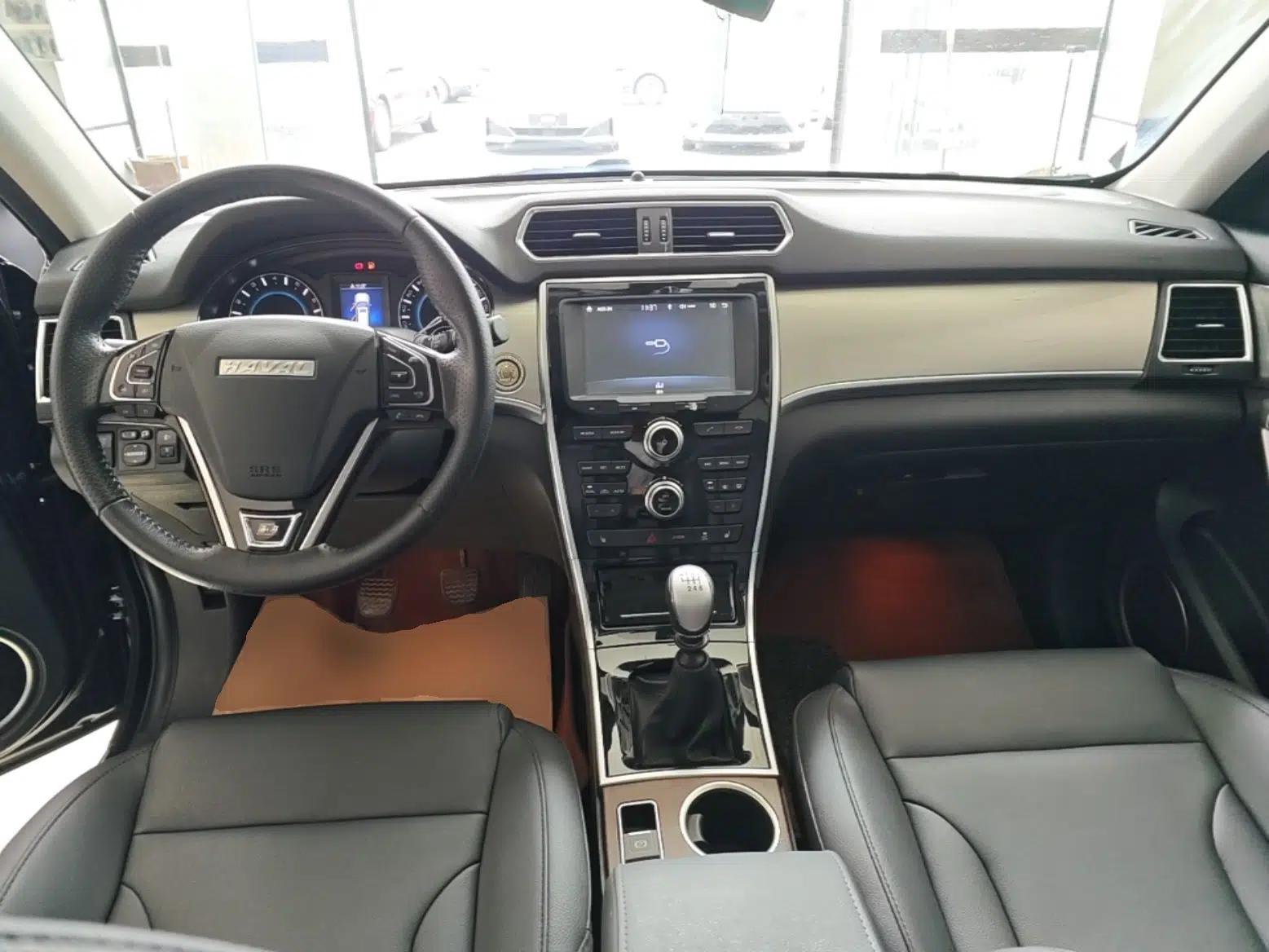 Haval H2 2016 Red-Label 1.5T Manual Two-Wheel Drive Luxury Model — миниатюра 12