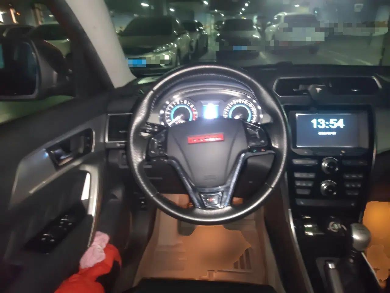 Haval H2 2014 1.5T Manual Two-Wheel Drive Elite Edition — миниатюра 10