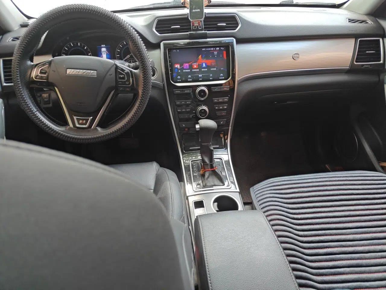 Haval H2 2015 1.5T Automatic Two-Wheel Drive Prestige Edition — миниатюра 9