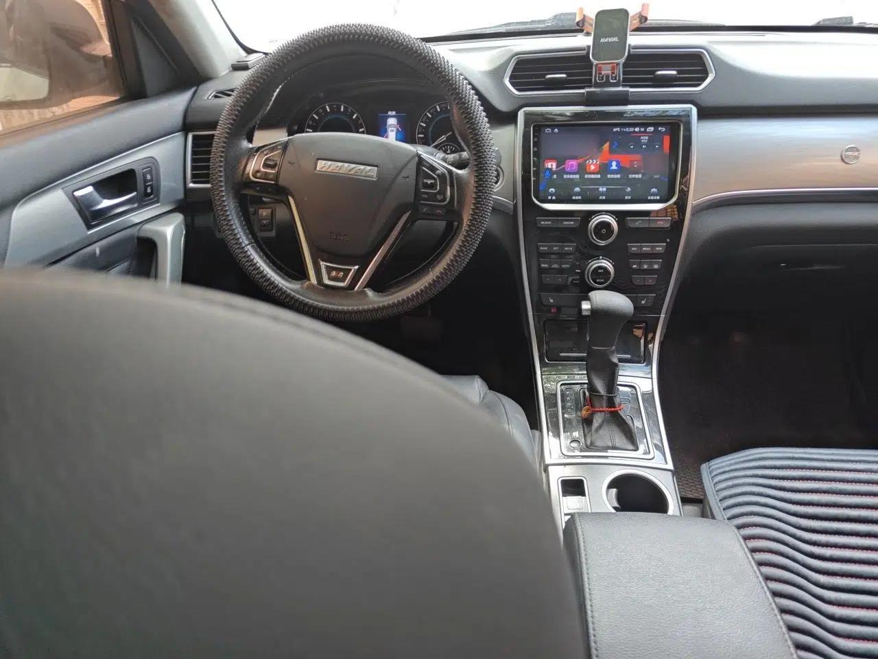 Haval H2 2015 1.5T Automatic Two-Wheel Drive Prestige Edition — миниатюра 10