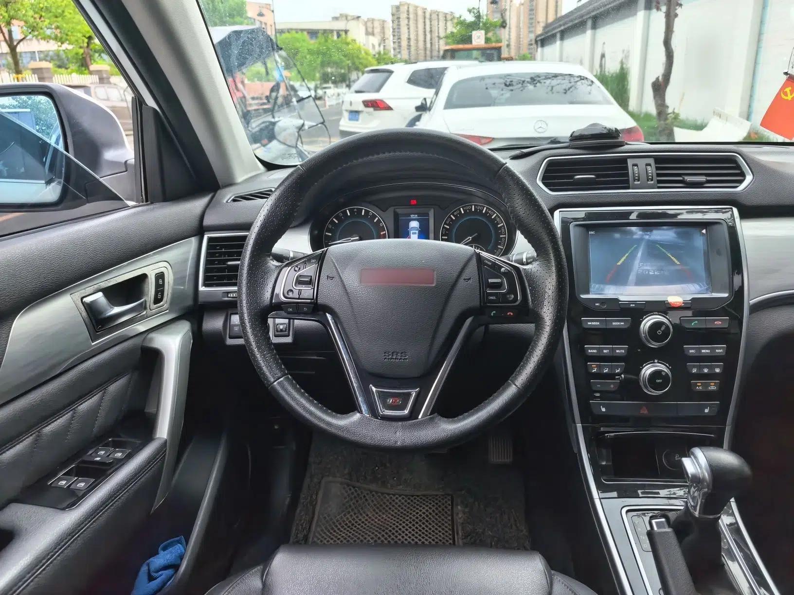 Haval H2 2015 1.5T Automatic Two-Wheel Drive Elite Edition — миниатюра 10