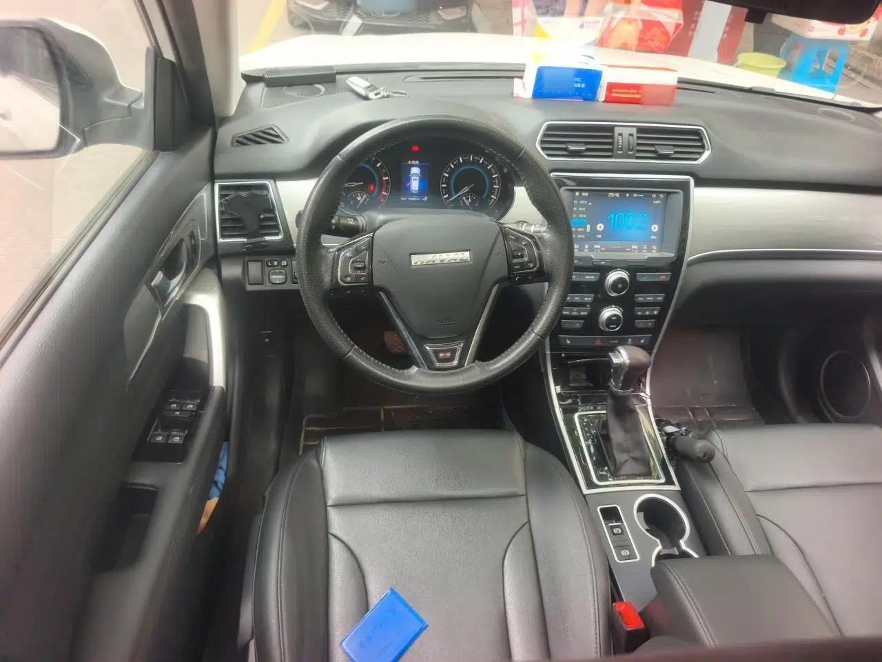 Haval H2 2017 Red-Label 1.5T Automatic Two-Wheel Drive Luxury Model — миниатюра 10