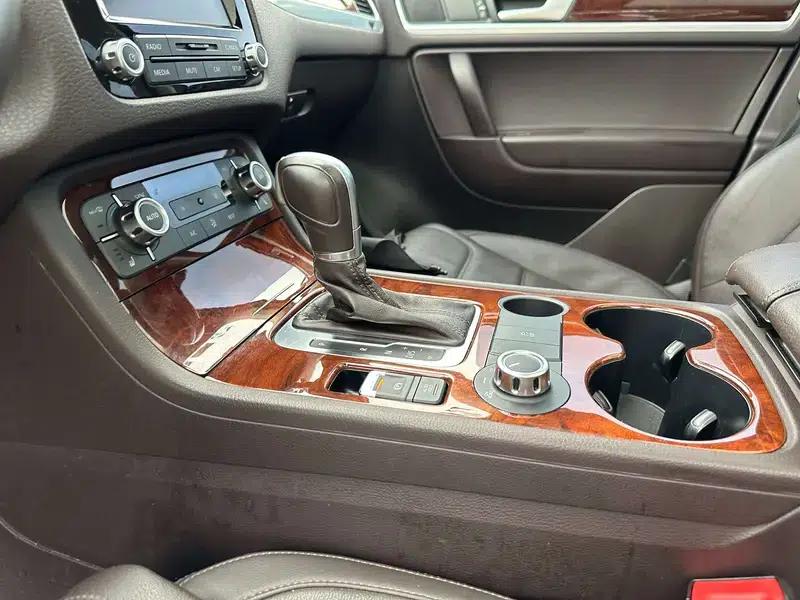 2014 Touareg 3.0TSI Elite Edition — миниатюра 17