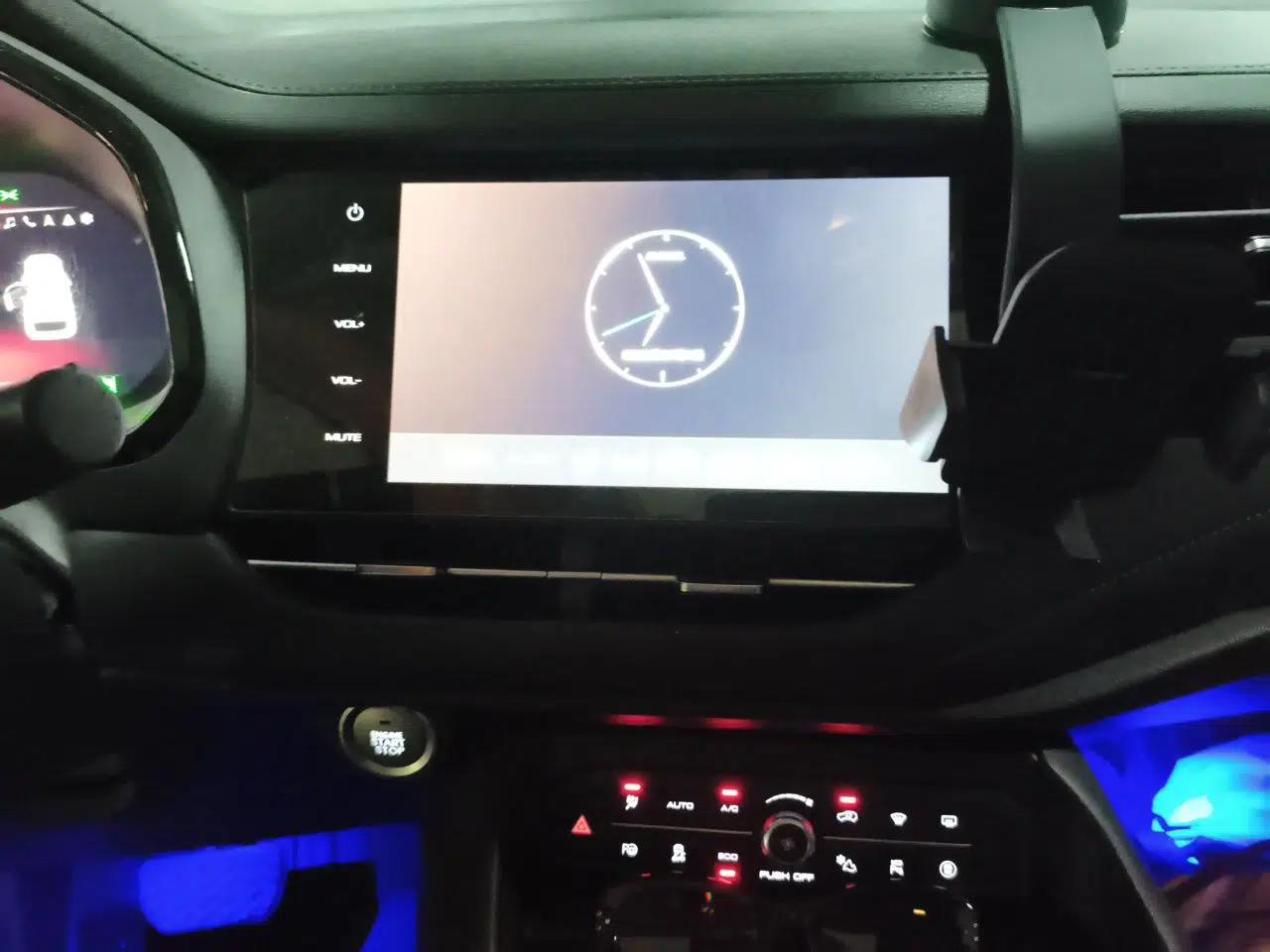 Haval F7 2019 2.0T Four-Wheel Drive iJoy China VI Standard — миниатюра 13