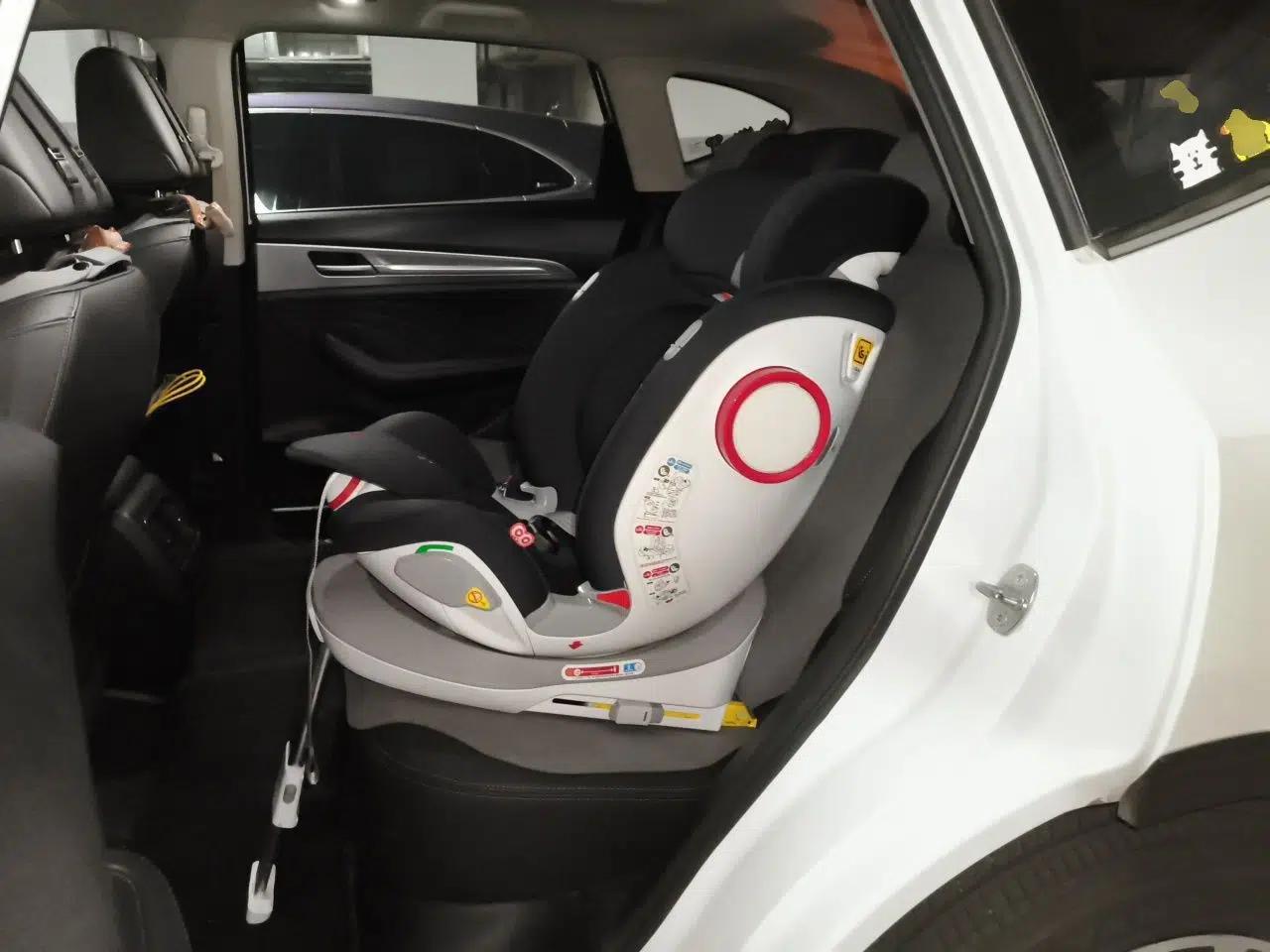 Haval F7 2019 2.0T Four-Wheel Drive iJoy China VI Standard — миниатюра 17