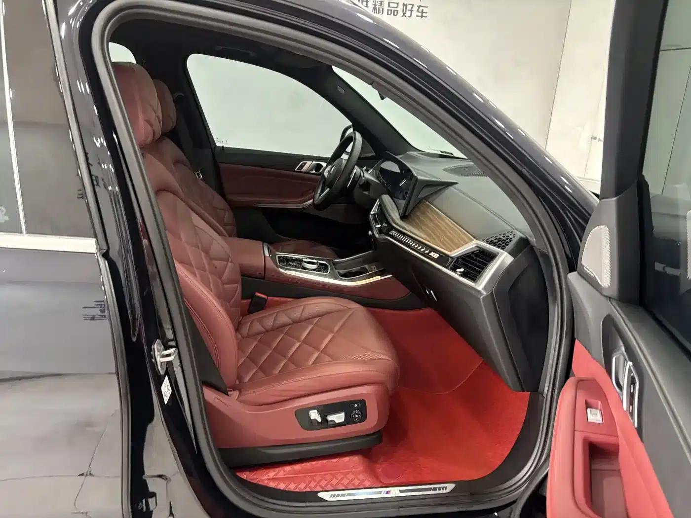 2023 BMW X5 xDrive 40Li M Sport Package — миниатюра 27