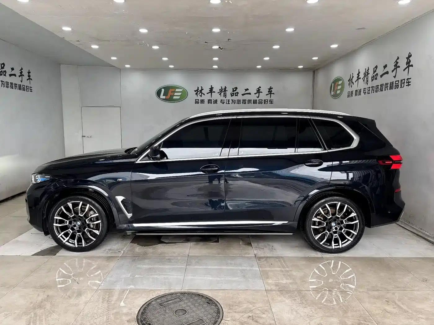 2023 BMW X5 xDrive 40Li M Sport Package — миниатюра 4