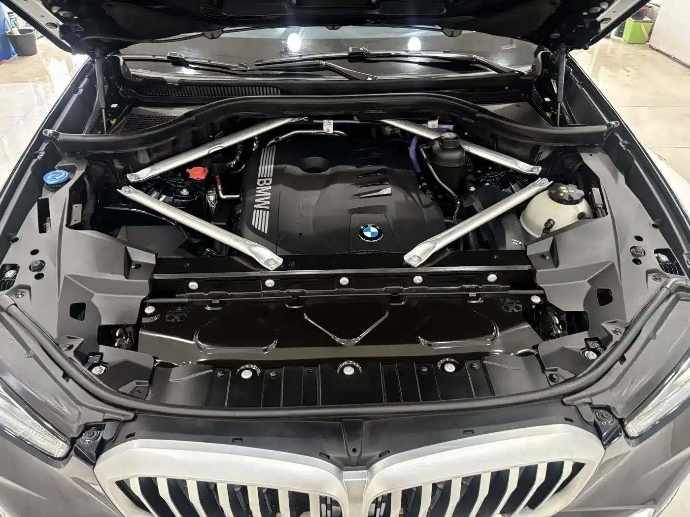 2023 BMW X5 xDrive 40Li M Sport Package — миниатюра 32