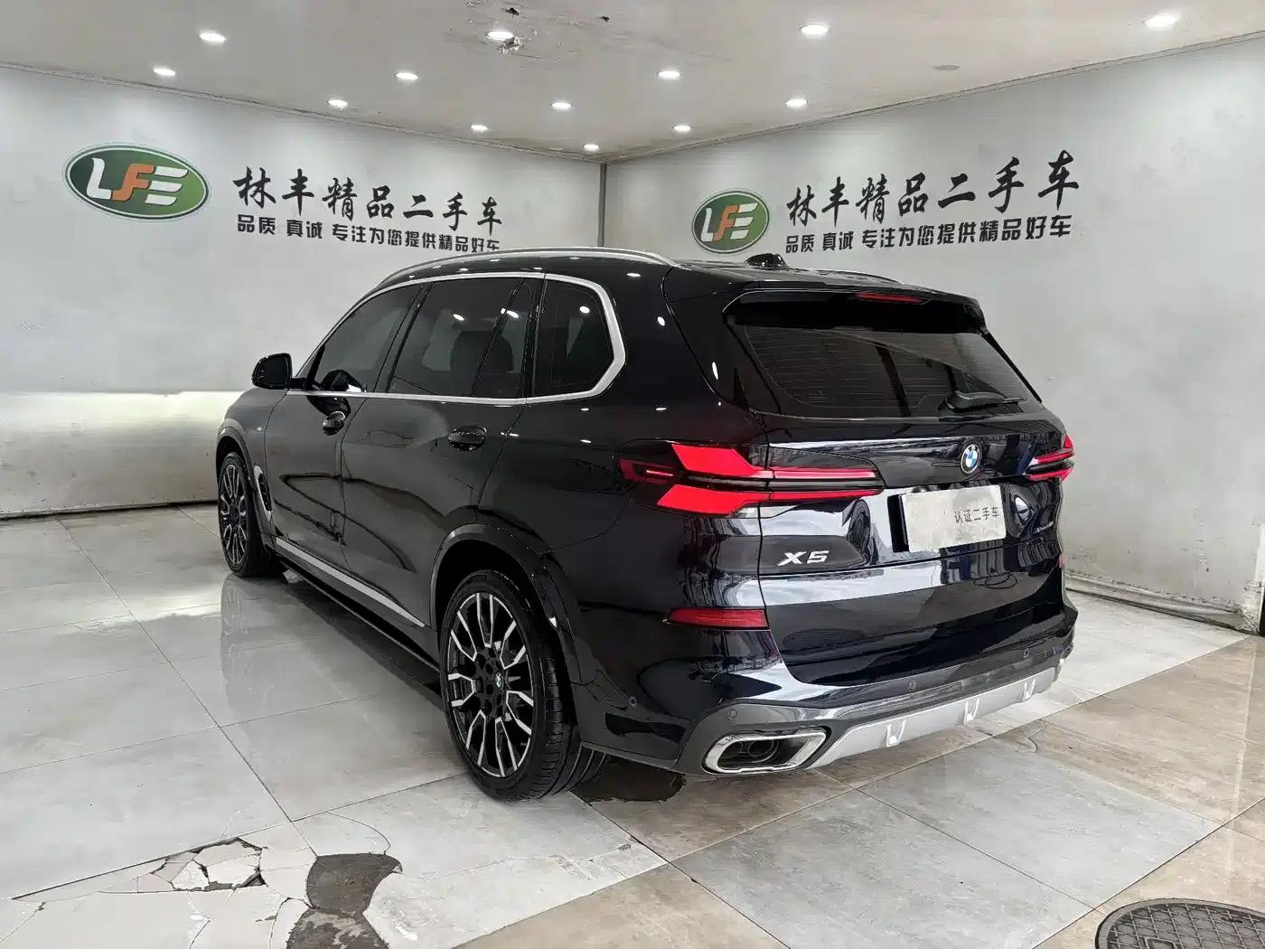 2023 BMW X5 xDrive 40Li M Sport Package — миниатюра 7
