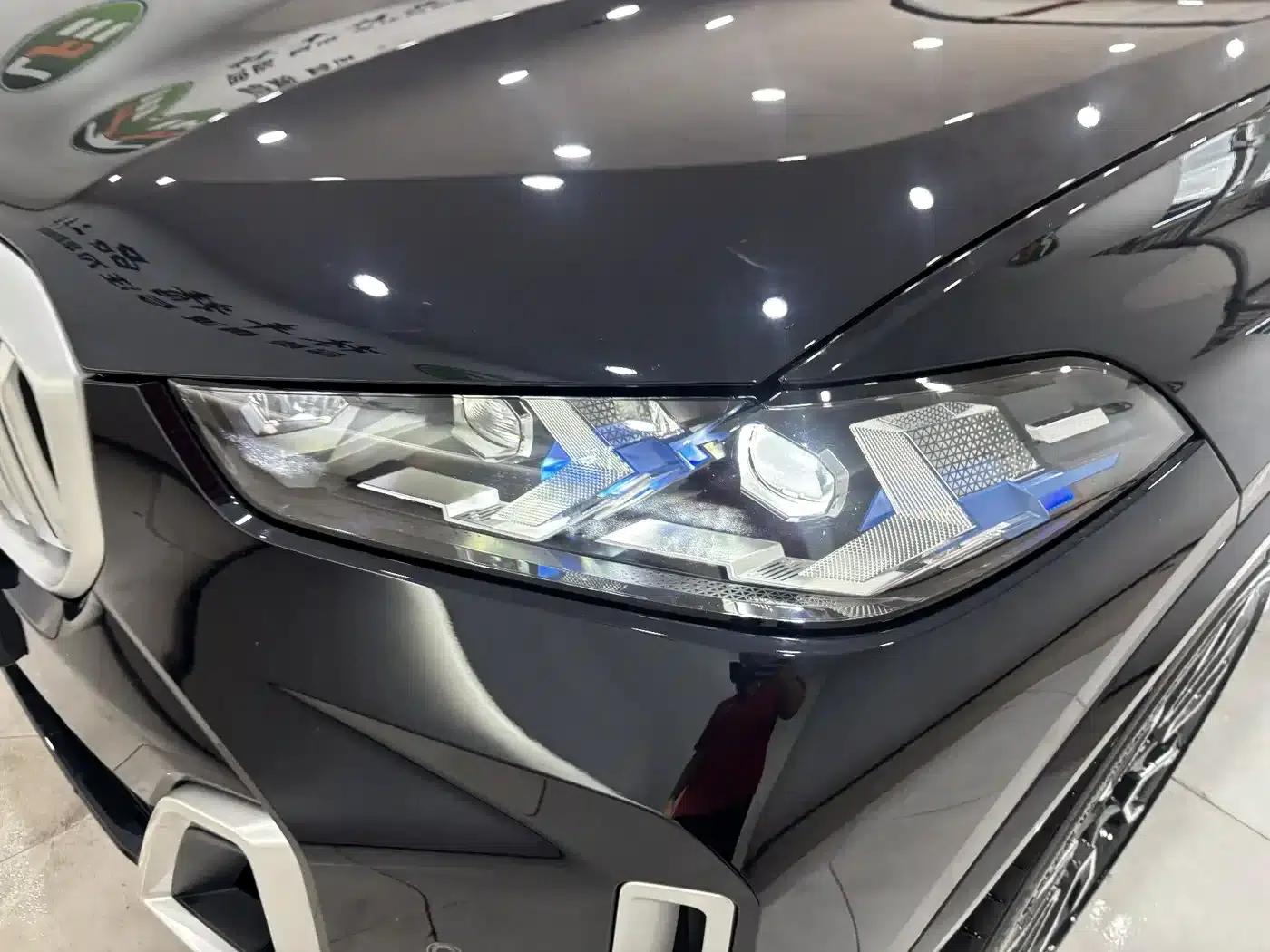 2023 BMW X5 xDrive 40Li M Sport Package — миниатюра 8