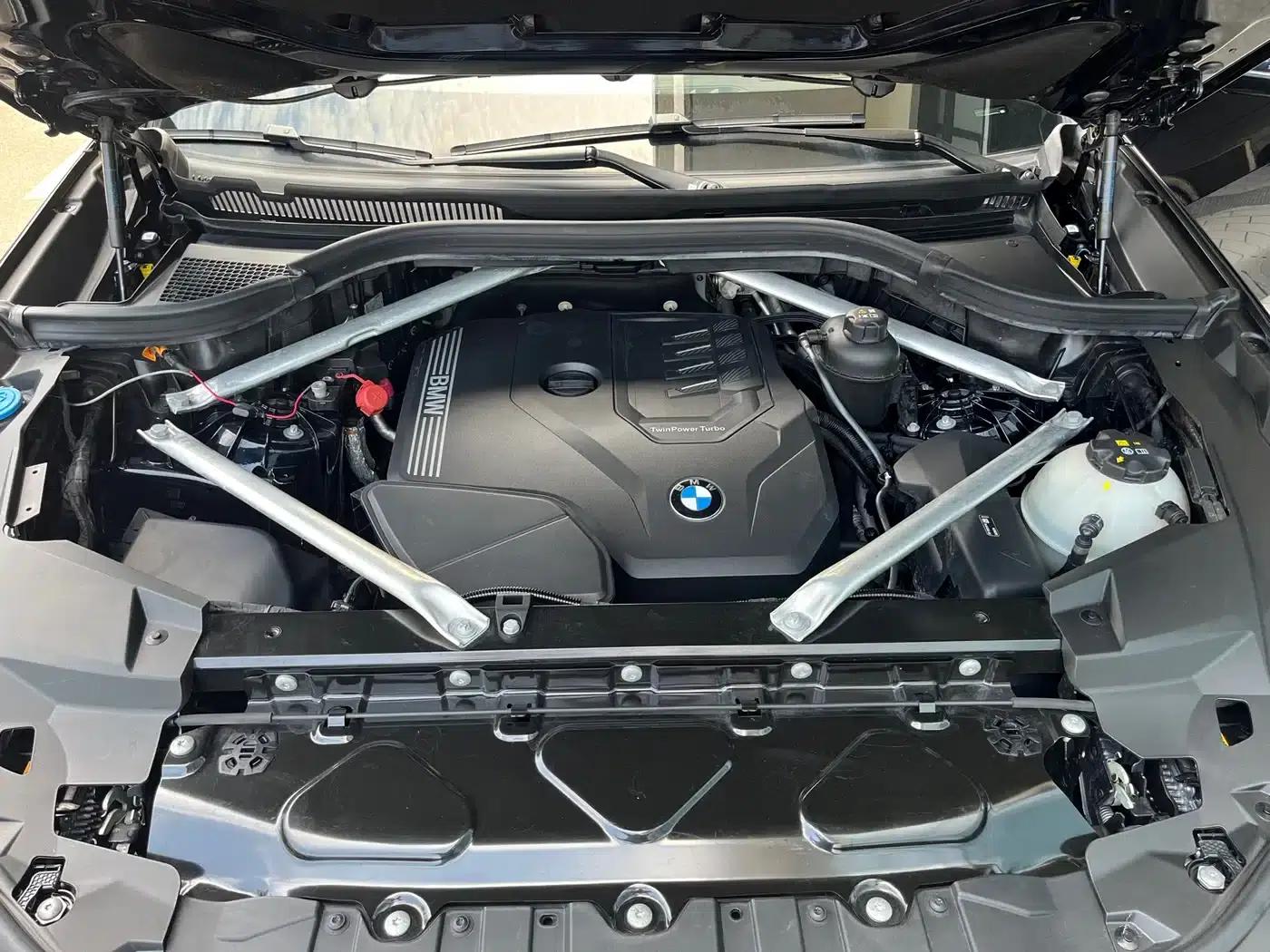 BMW X5 2023 xDrive 30Li Luxury M Sport Package — миниатюра 21