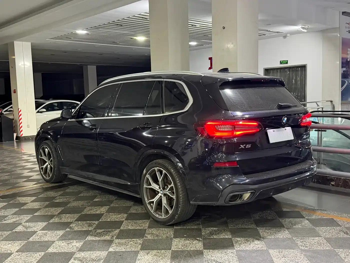BMW X5 2022 Facelift xDrive 40Li M Sport Package — миниатюра 4